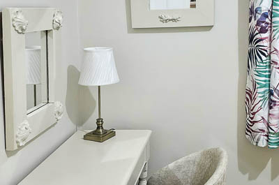 Queen Angel Suite: Third Bedroom