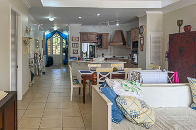 Queen Angel Suite: View across Living Room