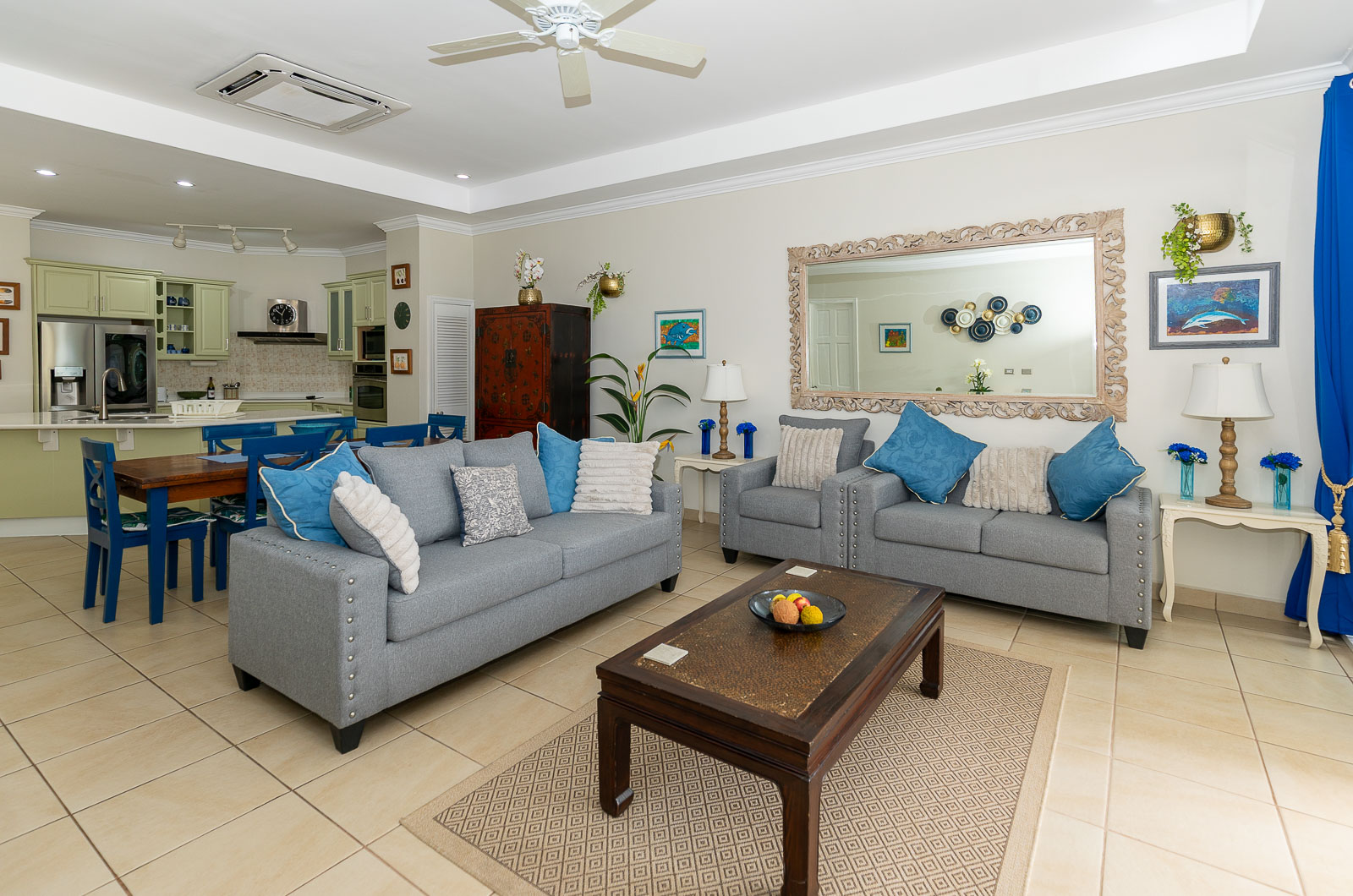 Queen Angel Suite at Black Rock Dreams self-catering vacation apartments