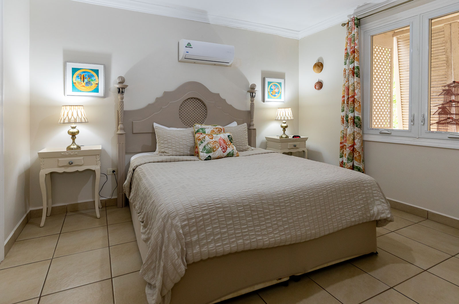 Queen Angel Suite at Black Rock Dreams self-catering holiday apartments